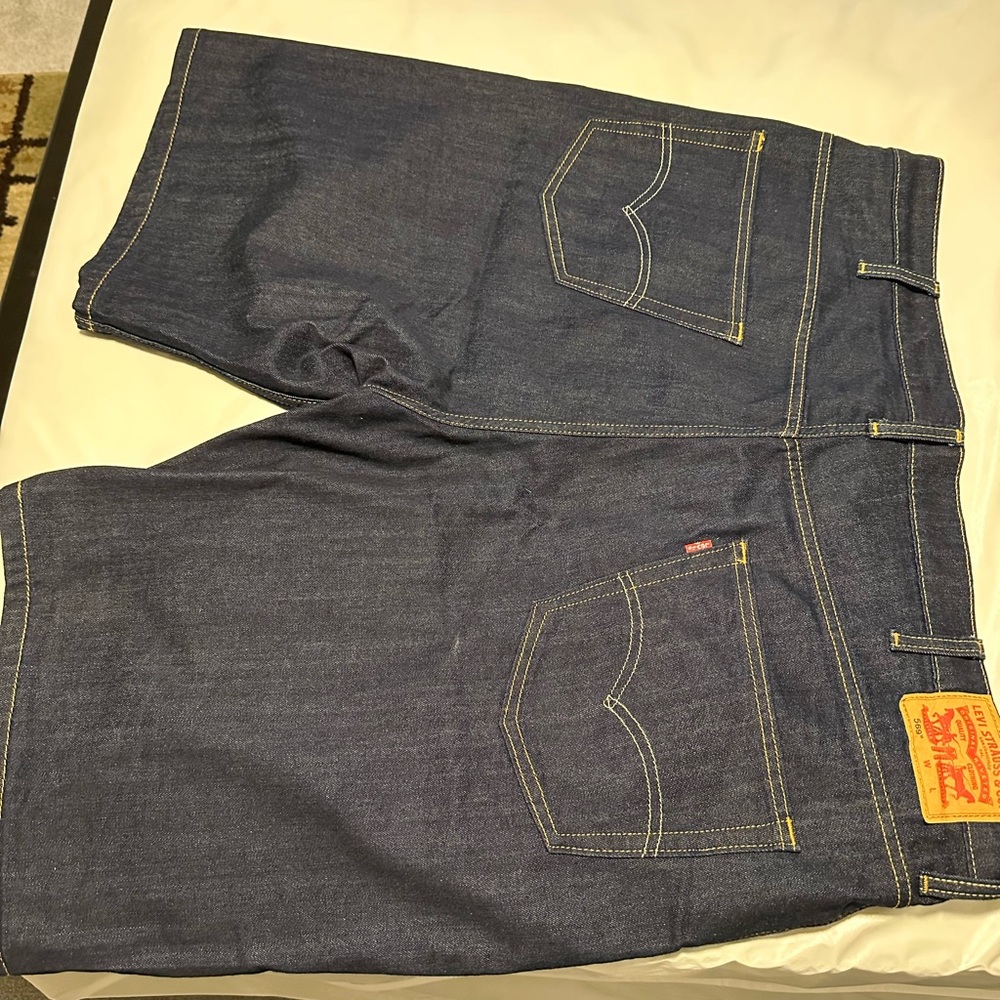 Levi’s by Strauss. 569 Loose Fit Straight Denim Shorts. - Picture 3 of 3